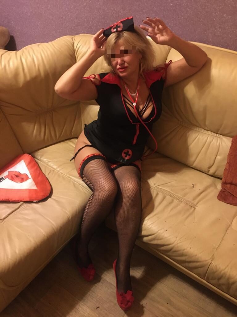 Проститутка Тамара 37 лет, у метро Площадь Ал. Невского  +7(981)193-28-94