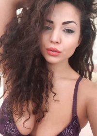 Проститутка Вика 24 года, у метро Улица Дыбенко  +7(981)136-33-84 - фото 1