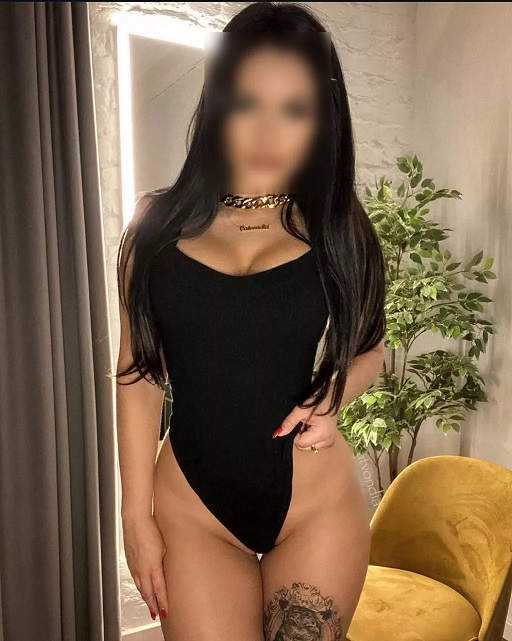 Проститутка Аленка 21 год, у метро Московская  +7 (921) 020-26-19